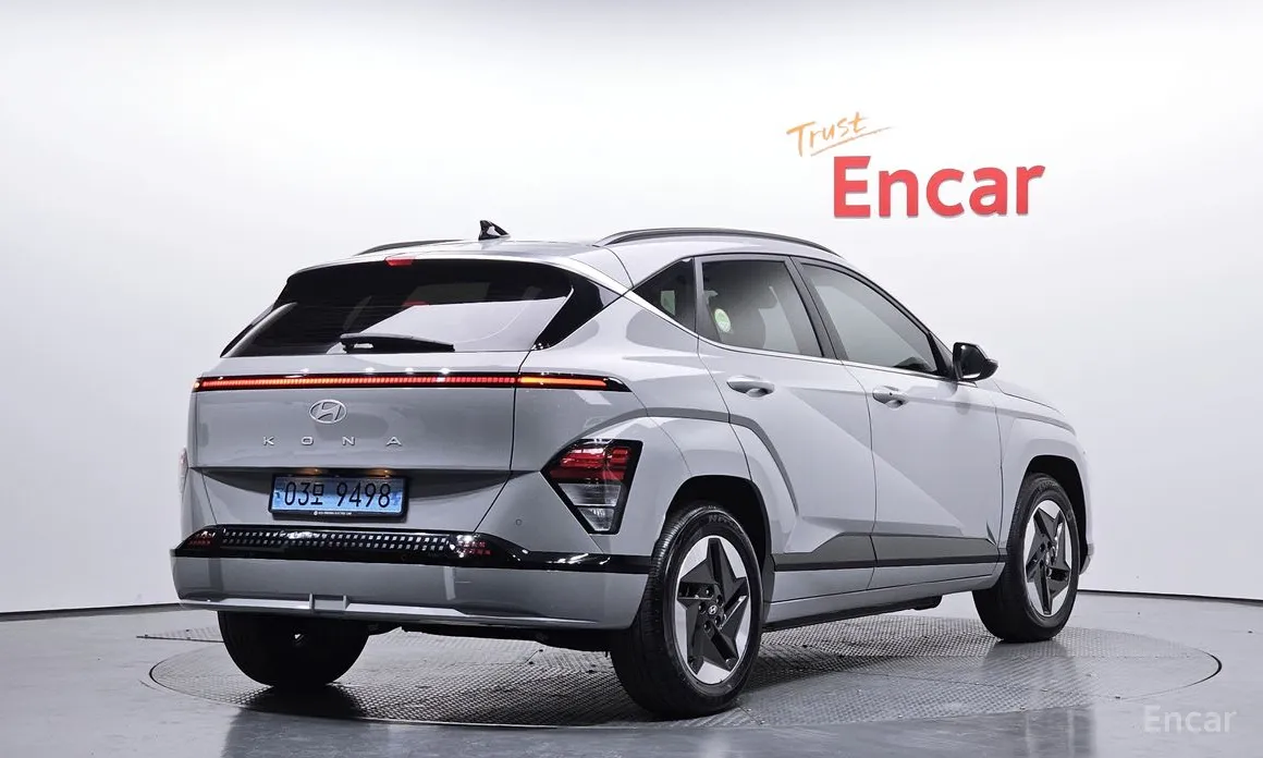 Фото 2 - Hyundai Kona