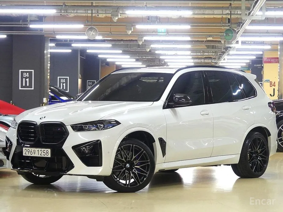 Фото 2 - BMW X5 M