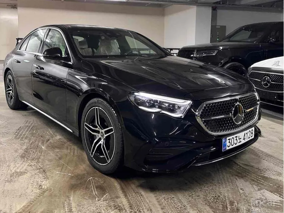 Фото 1 - Mercedes-Benz E-Class