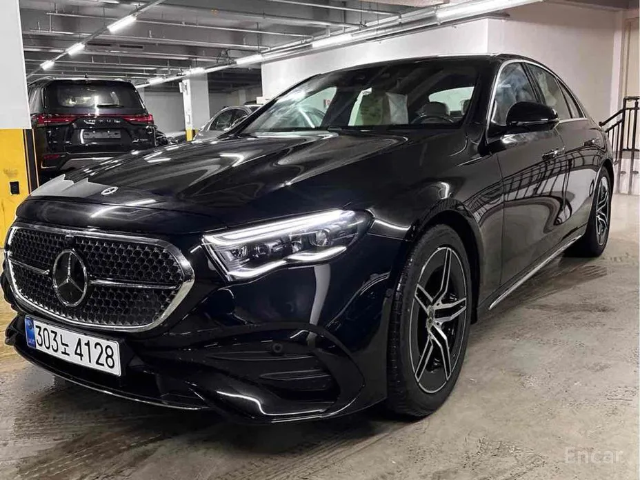 Фото 7 - Mercedes-Benz E-Class