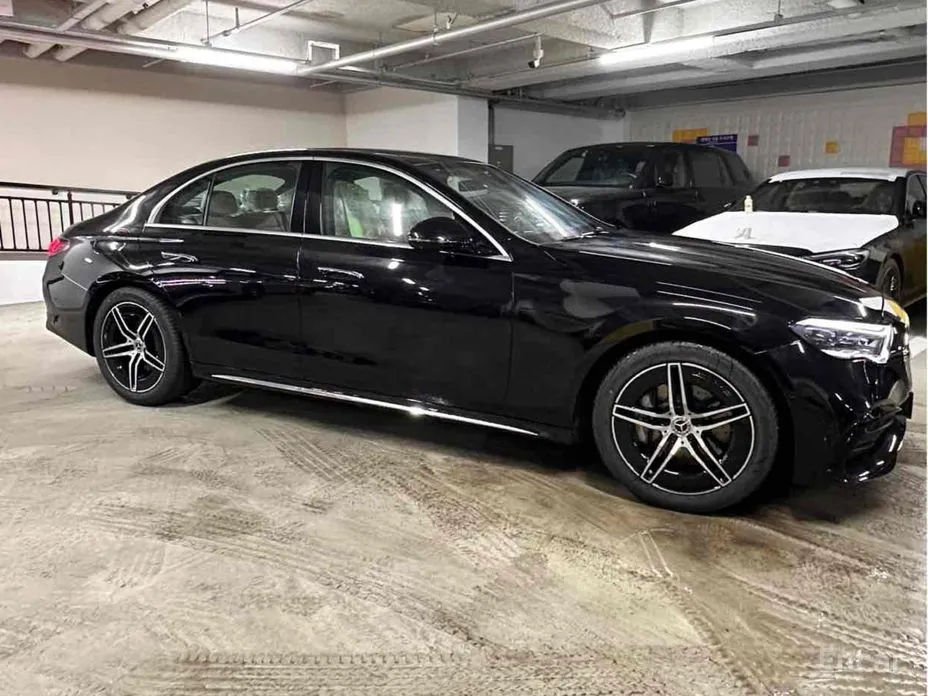 Фото 8 - Mercedes-Benz E-Class