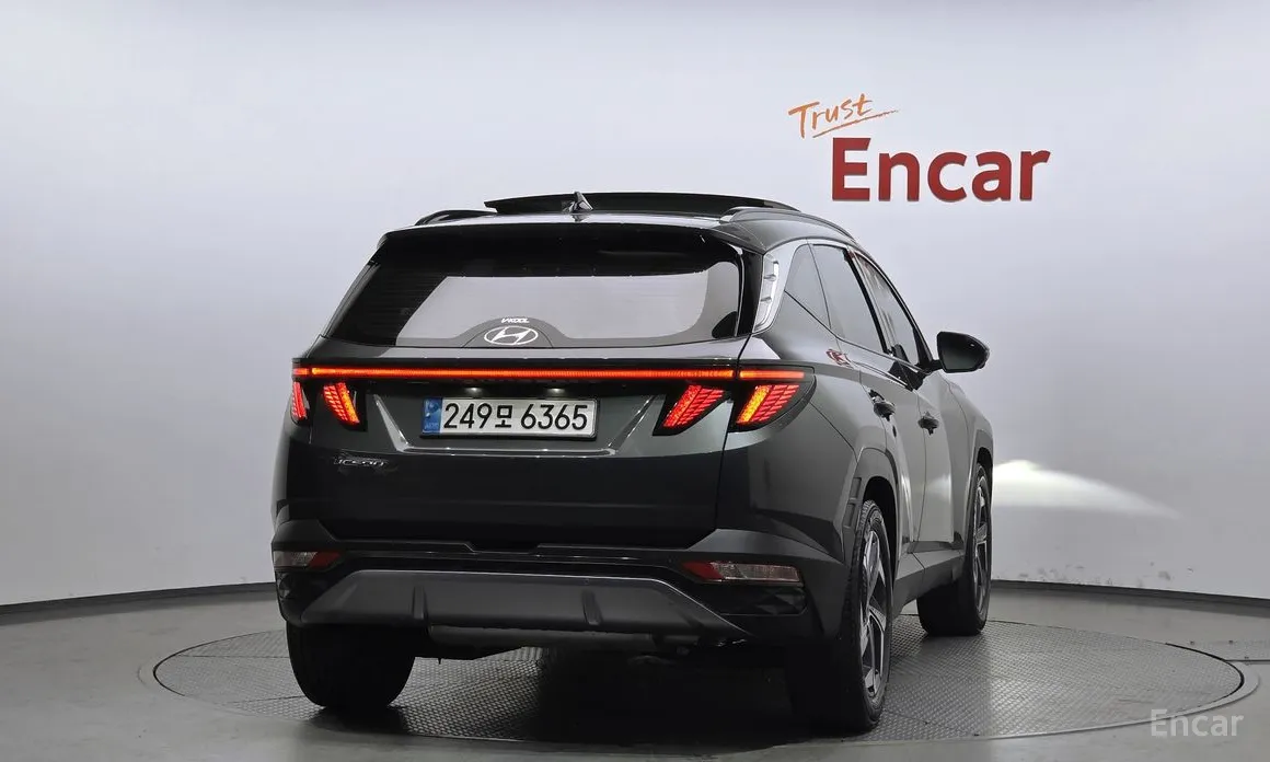 Фото 4 - Hyundai Tucson