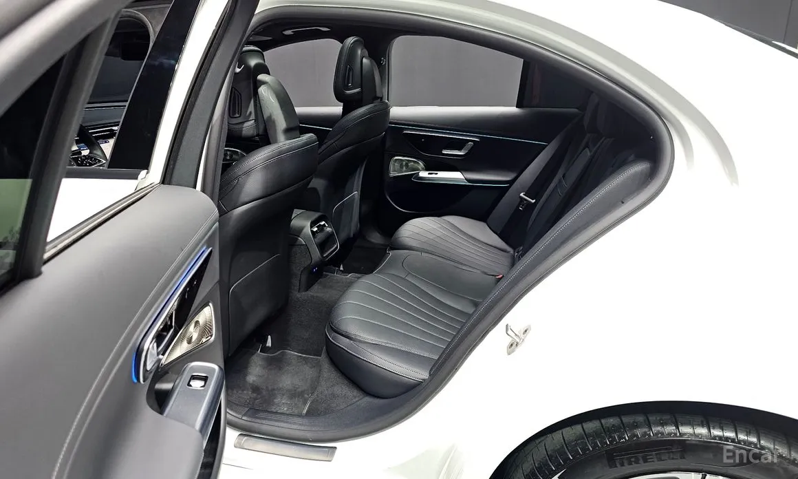 Фото 12 - Mercedes-Benz E-Class