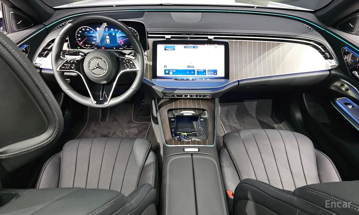 Фото 7 - Mercedes-Benz E-Class