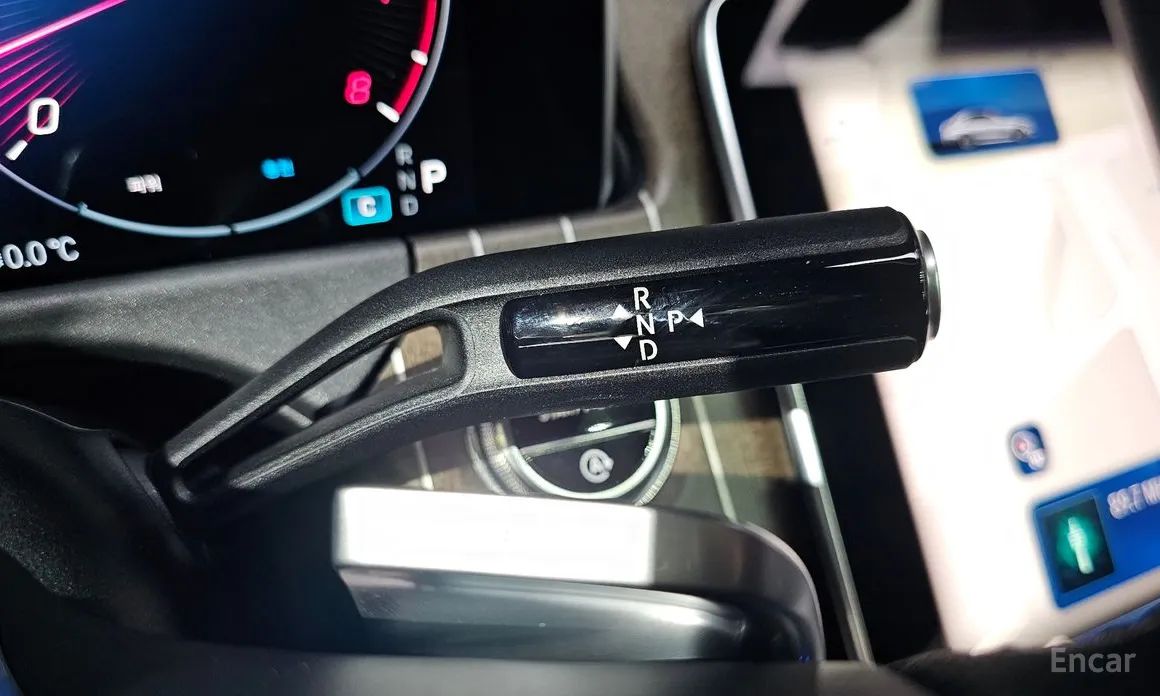 Фото 9 - Mercedes-Benz E-Class