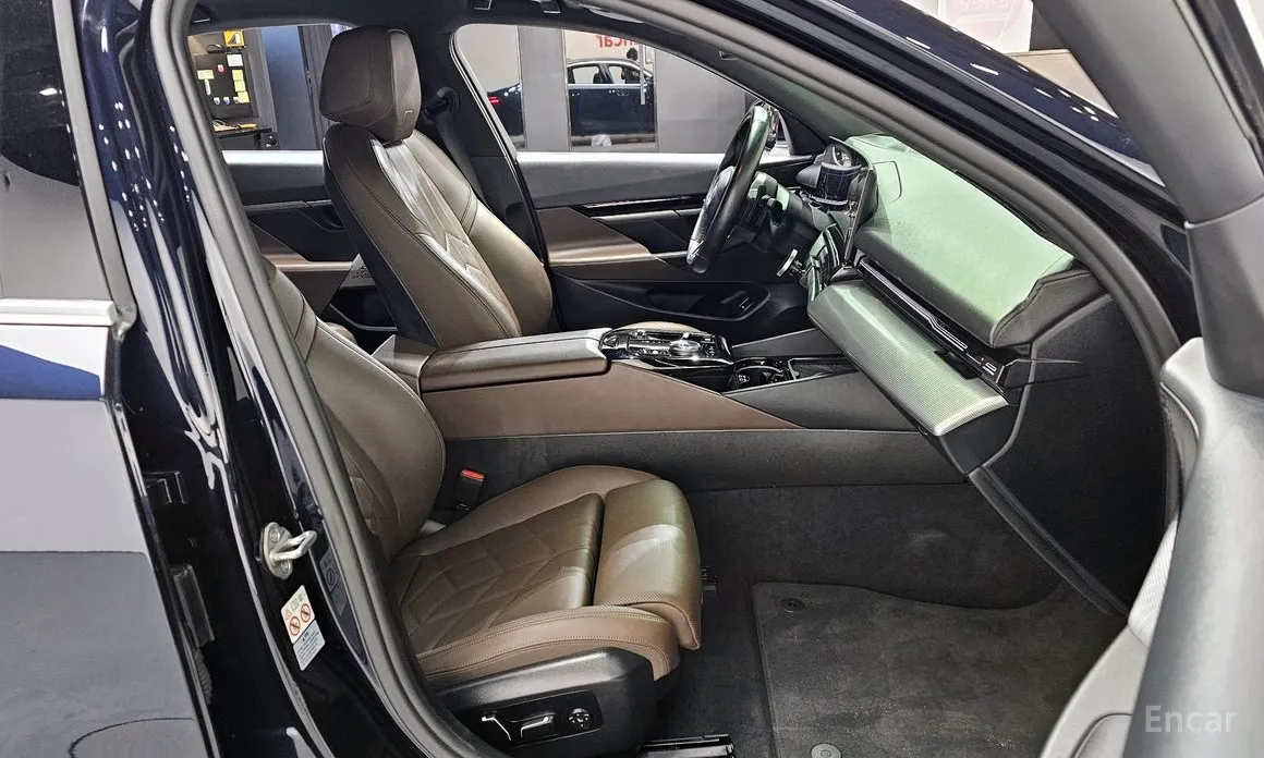 Фото 10 - BMW 5 Series