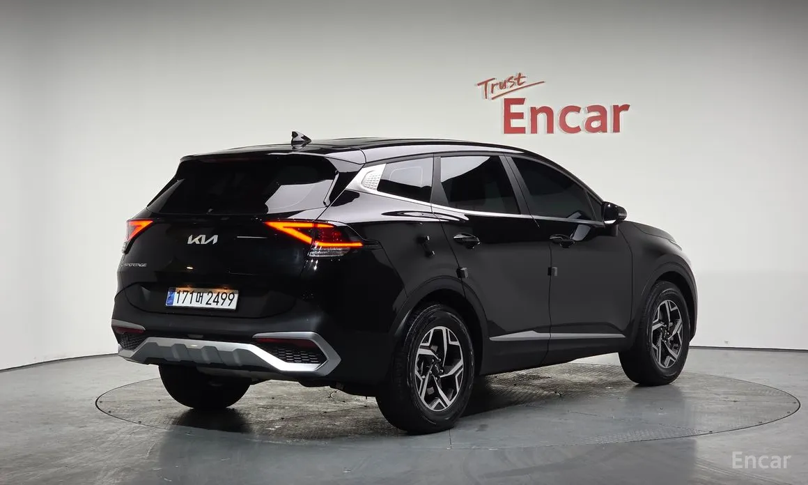 Фото 2 - Kia Sportage