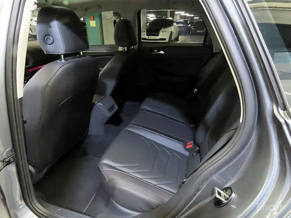 Фото 13 - Volkswagen Jetta