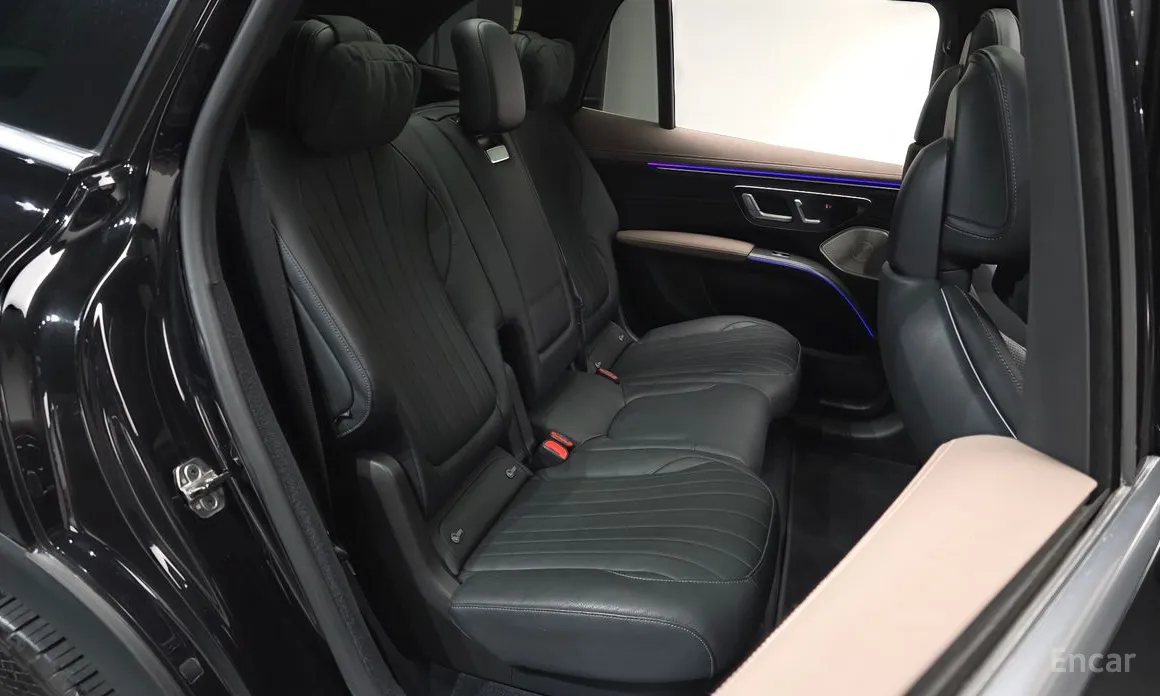 Фото 12 - Mercedes-Benz EQS