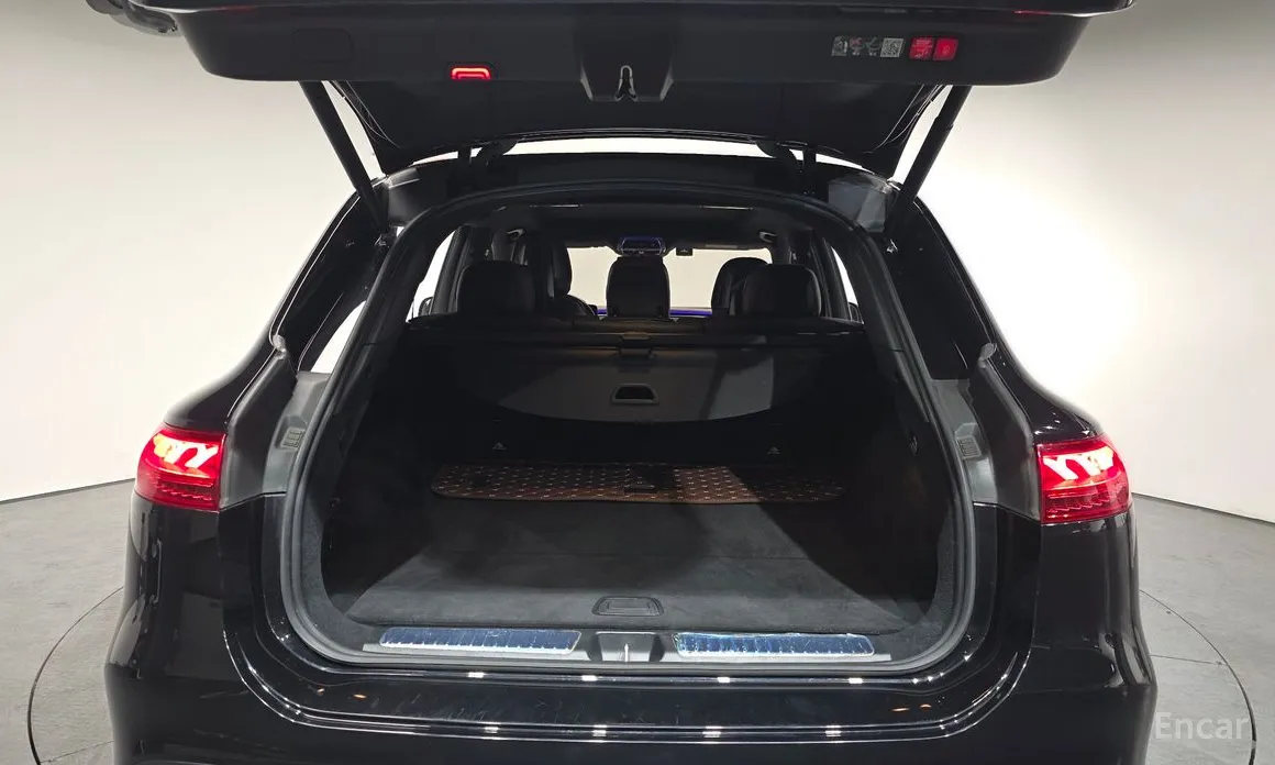 Фото 20 - Mercedes-Benz EQS