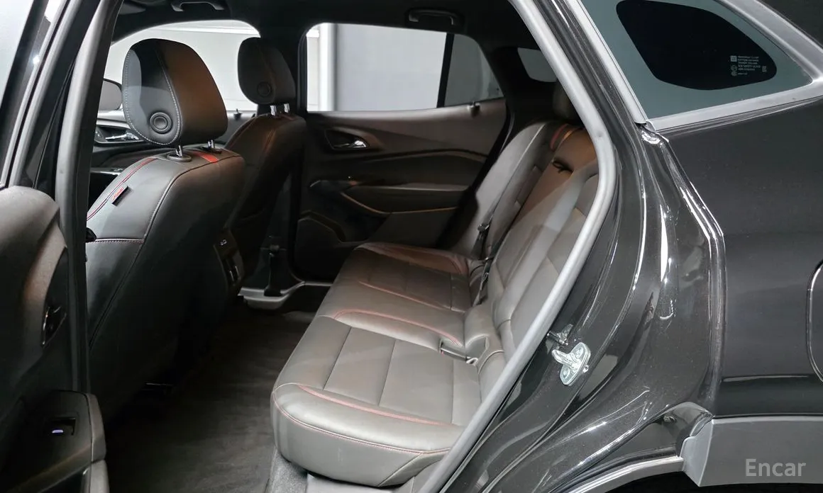 Фото 12 - Chevrolet Trax