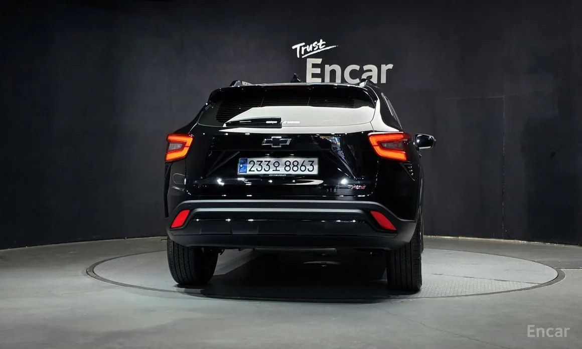 Фото 4 - Chevrolet Trax