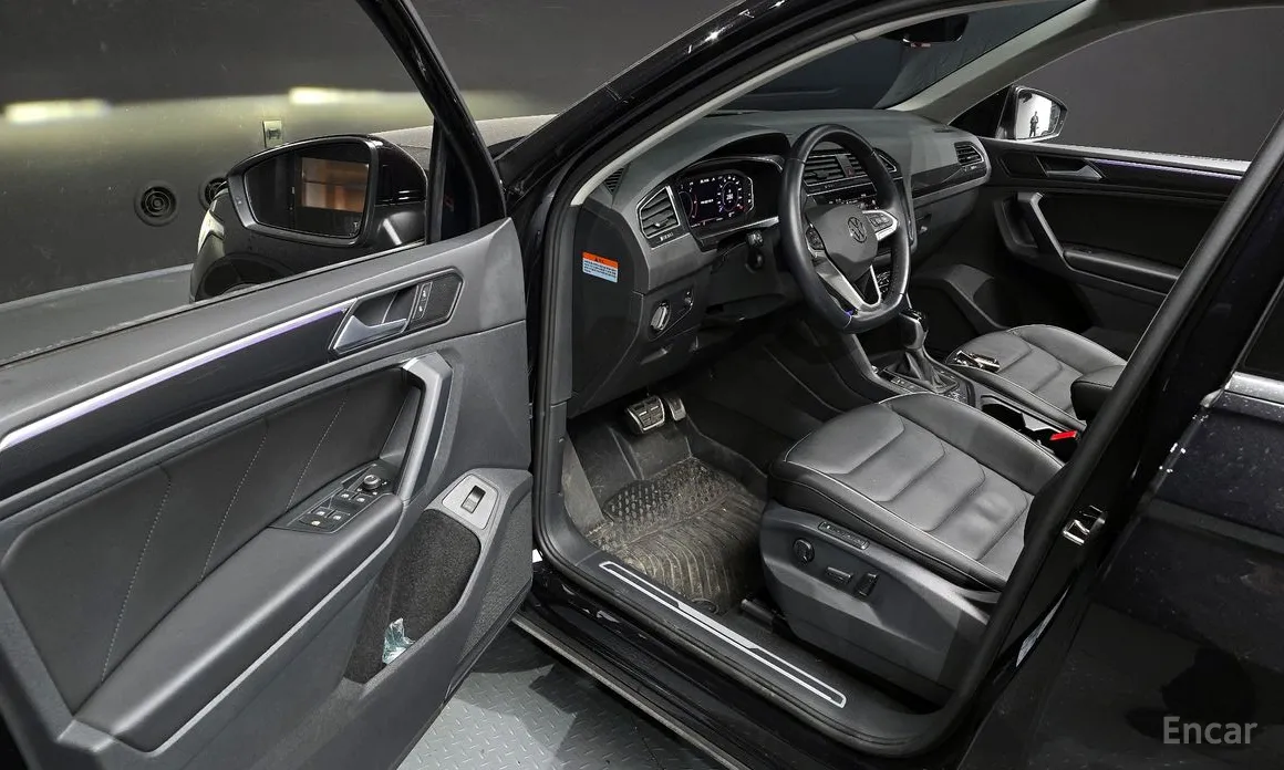 Фото 10 - Volkswagen Tiguan