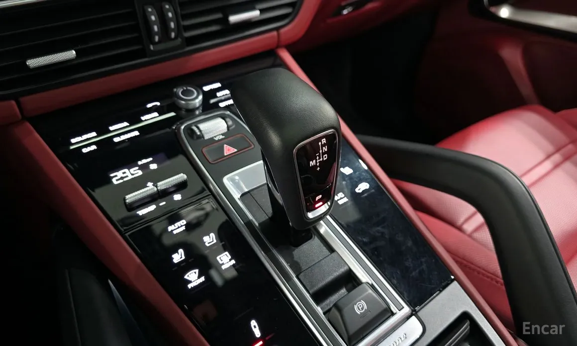 Фото 9 - Porsche Cayenne