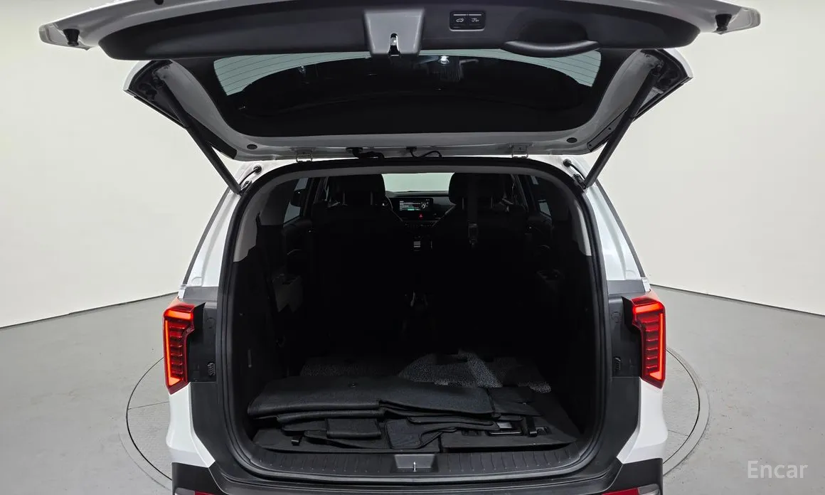 Фото 20 - Kia Carnival