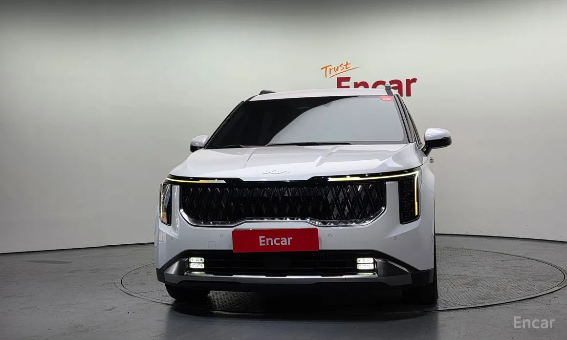 Фото 3 - Kia Carnival