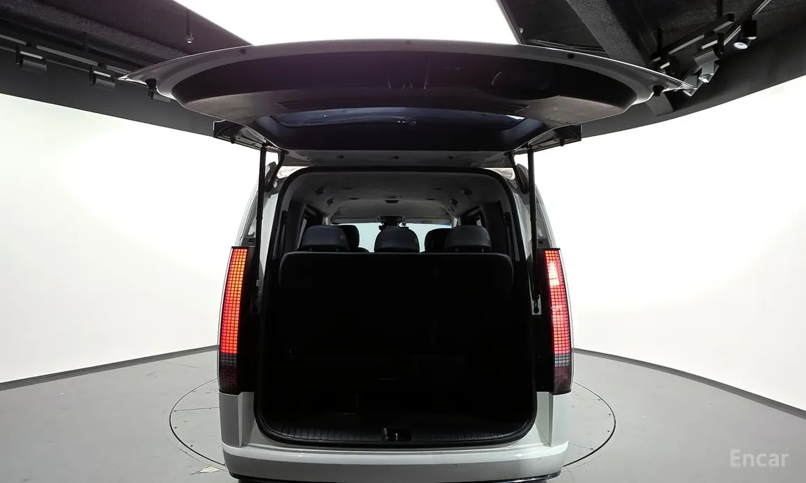 Фото 20 - Hyundai Staria