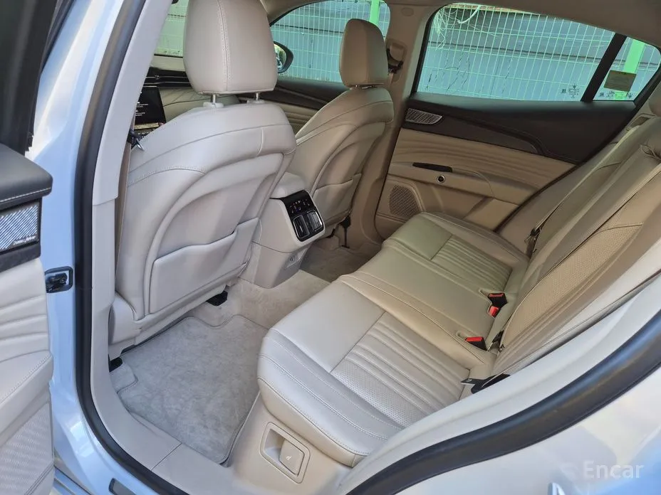 Фото 12 - Maserati Grecale