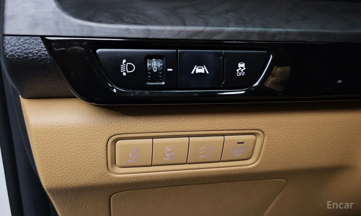 Фото 13 - Kia Carnival