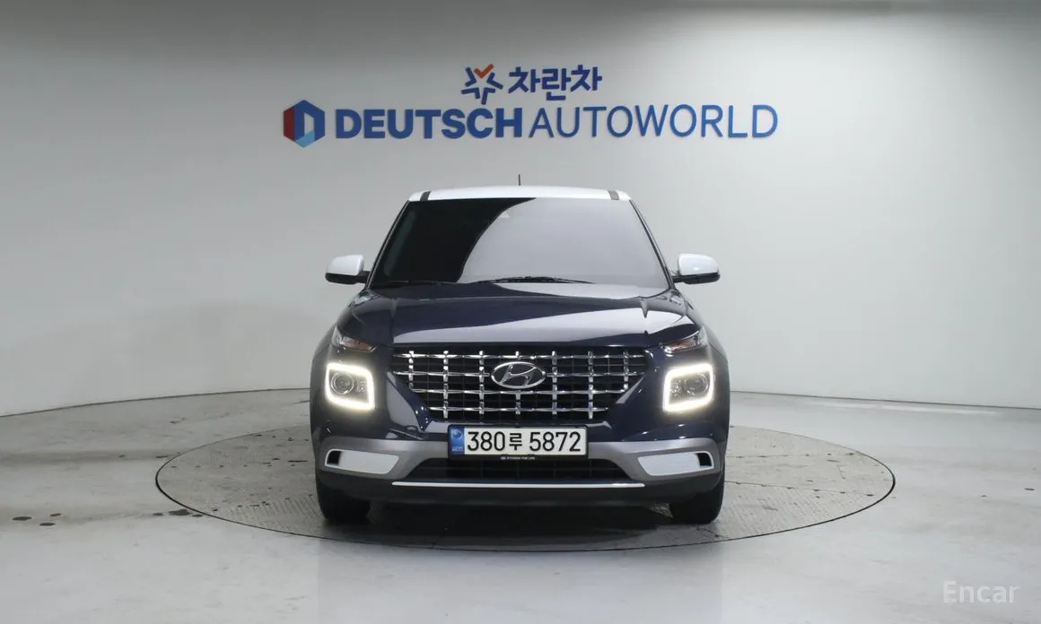 Фото 3 - Hyundai Venue