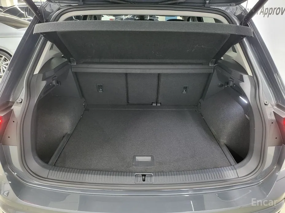 Фото 16 - Volkswagen Tiguan