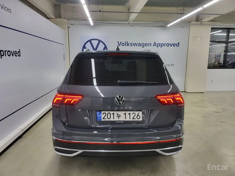 Фото 4 - Volkswagen Tiguan