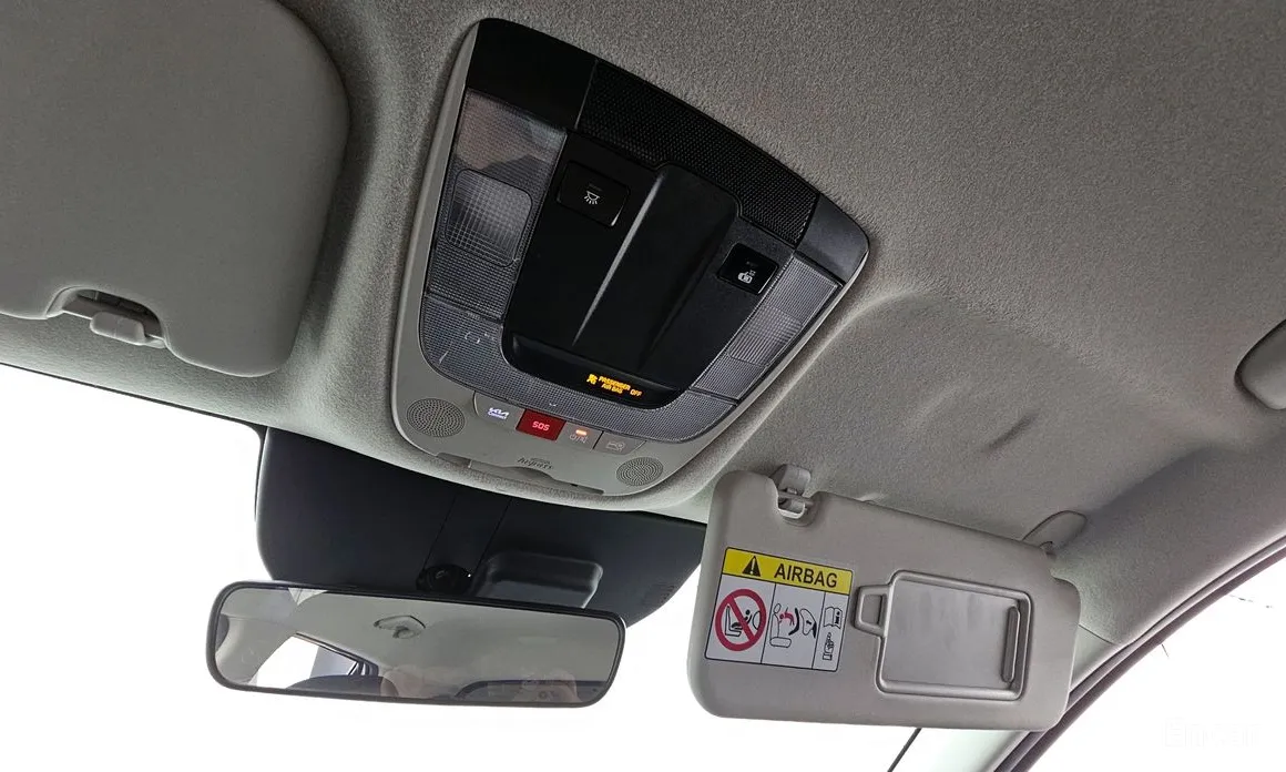 Фото 18 - Kia Niro