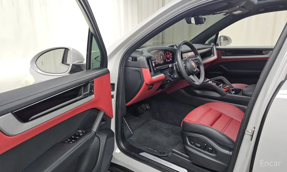 Фото 10 - Porsche Cayenne