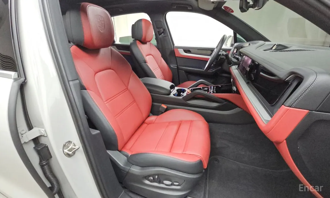 Фото 11 - Porsche Cayenne