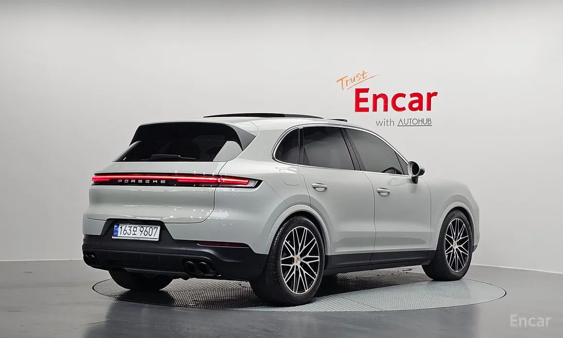 Фото 2 - Porsche Cayenne