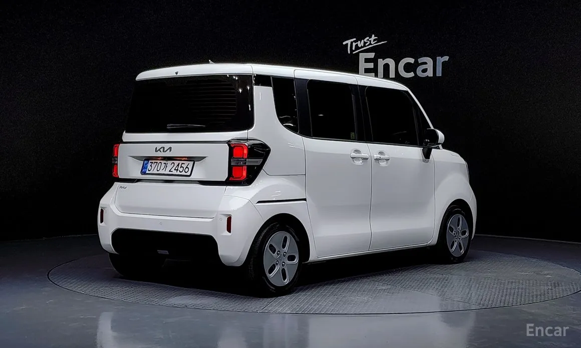 Фото 2 - Kia Ray