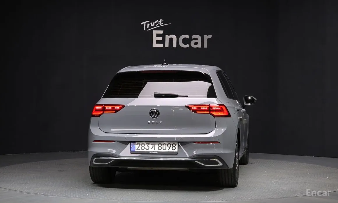 Фото 4 - Volkswagen Golf