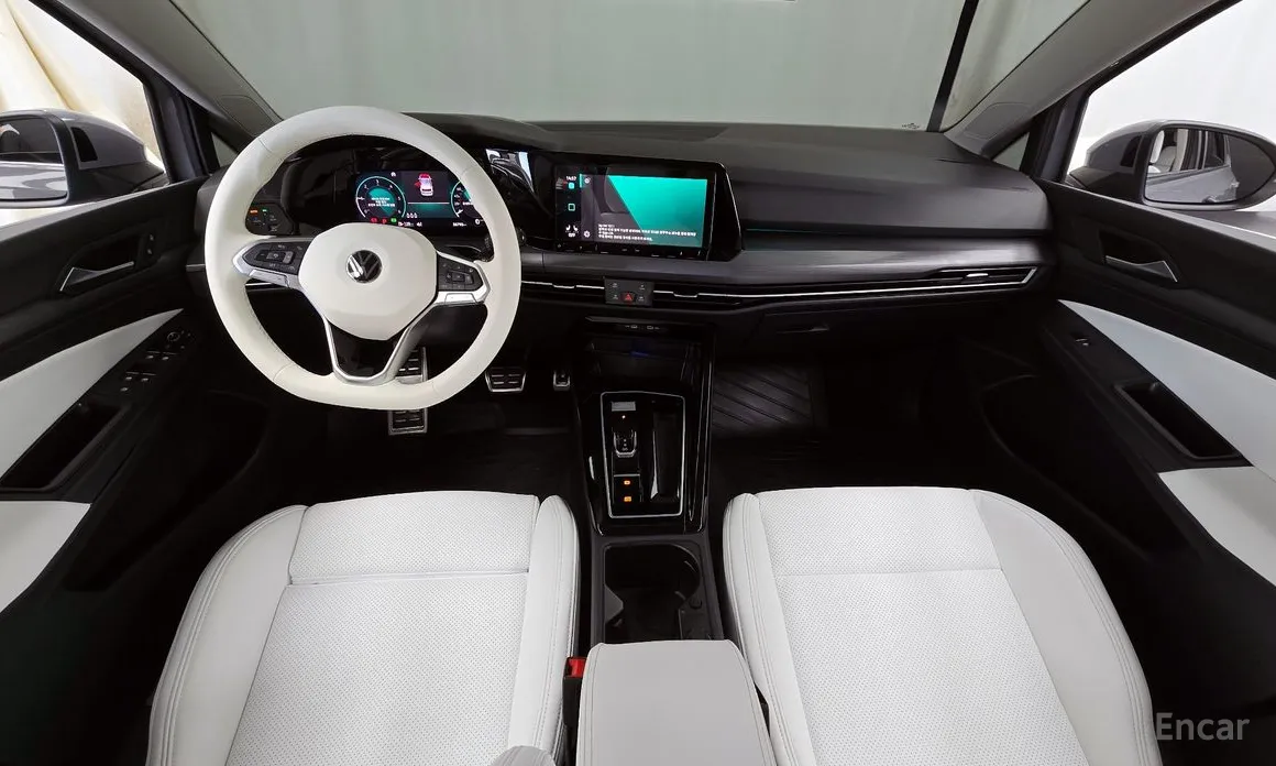 Фото 7 - Volkswagen Golf