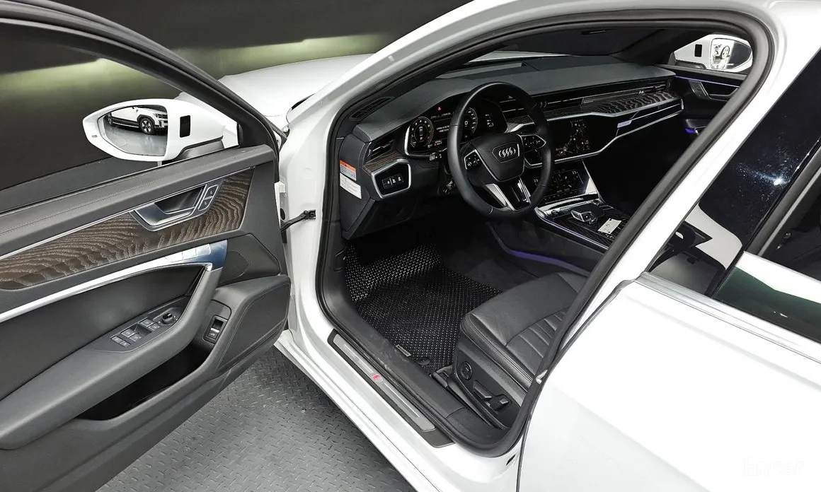 Фото 10 - Audi A6