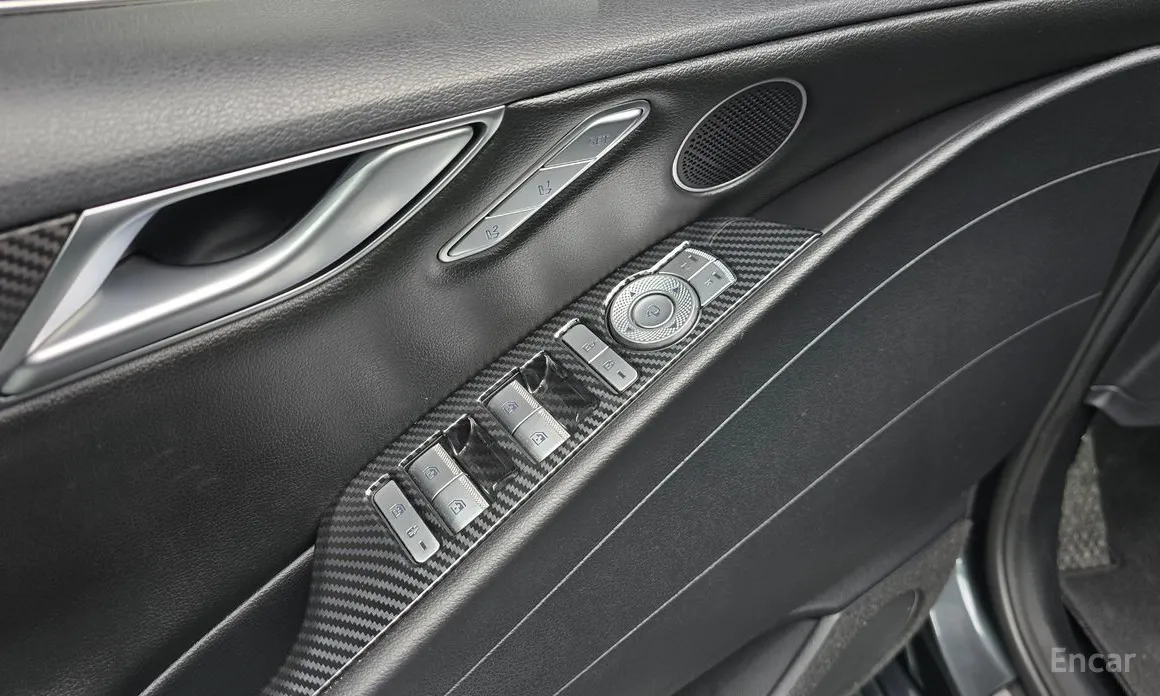 Фото 17 - Genesis G80