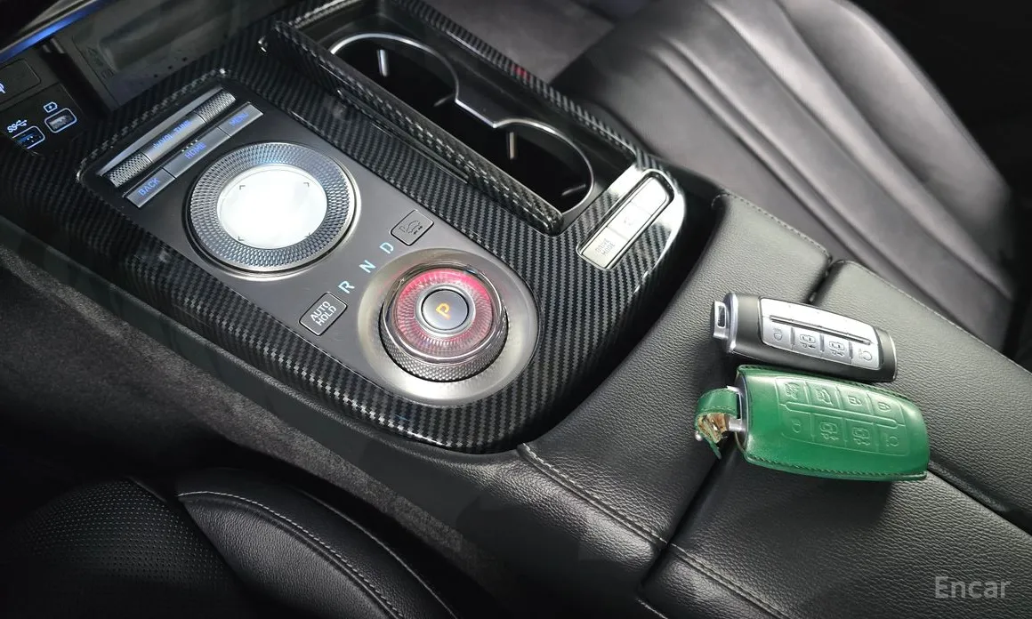 Фото 9 - Genesis G80