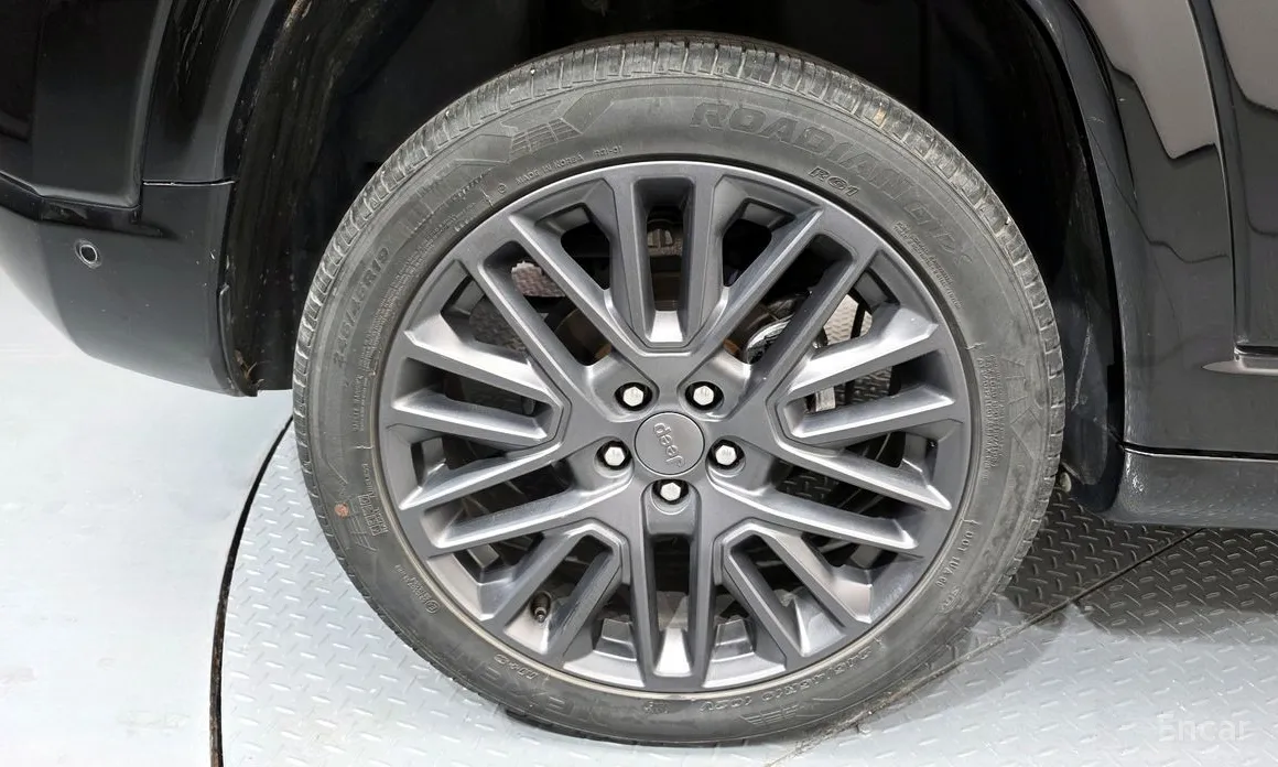 Фото 5 - Jeep Compass