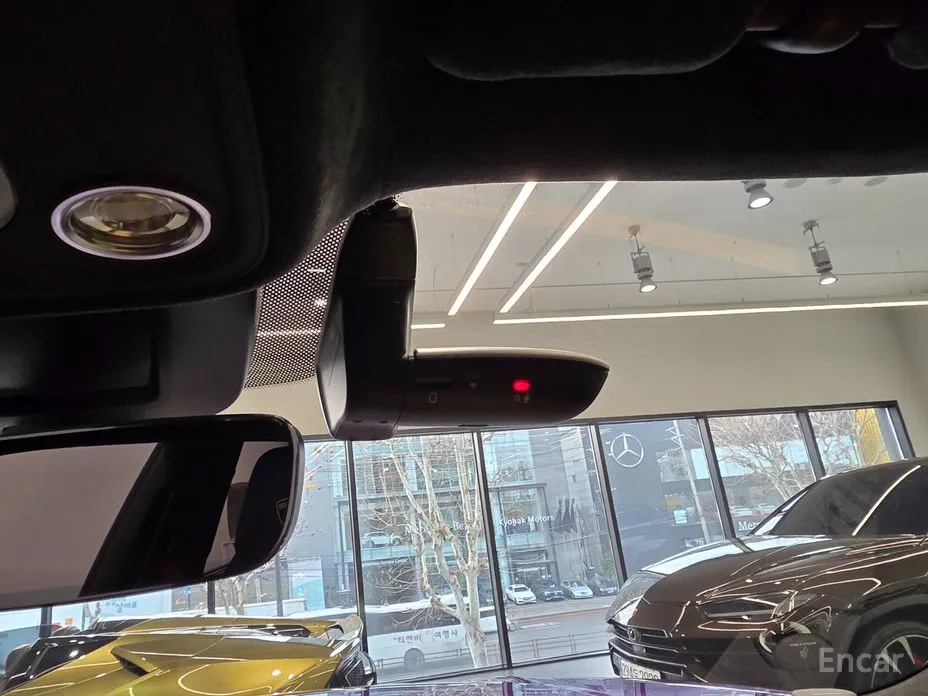 Фото 16 - Lamborghini Urus