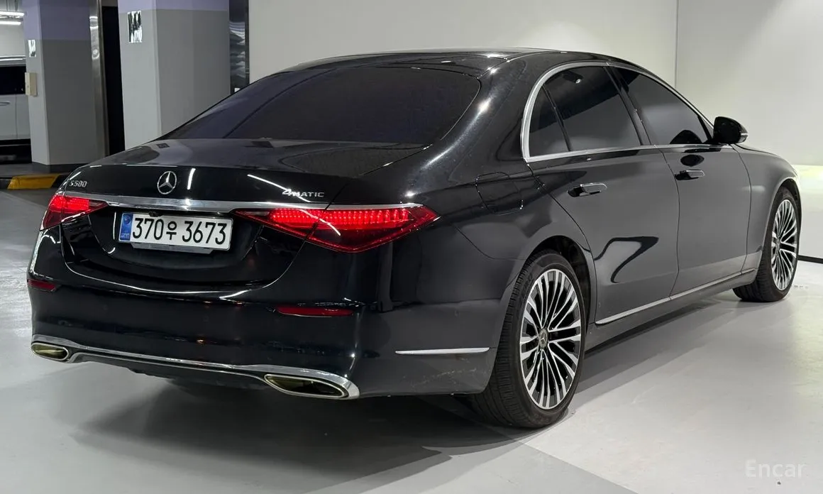 Фото 4 - Mercedes-Benz S-Class