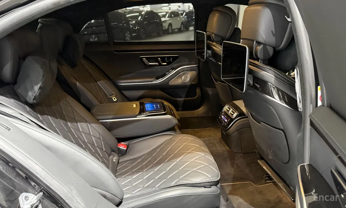 Фото 9 - Mercedes-Benz S-Class