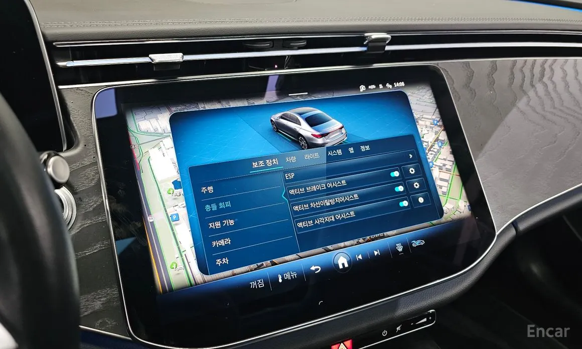 Фото 17 - Mercedes-Benz E-Class