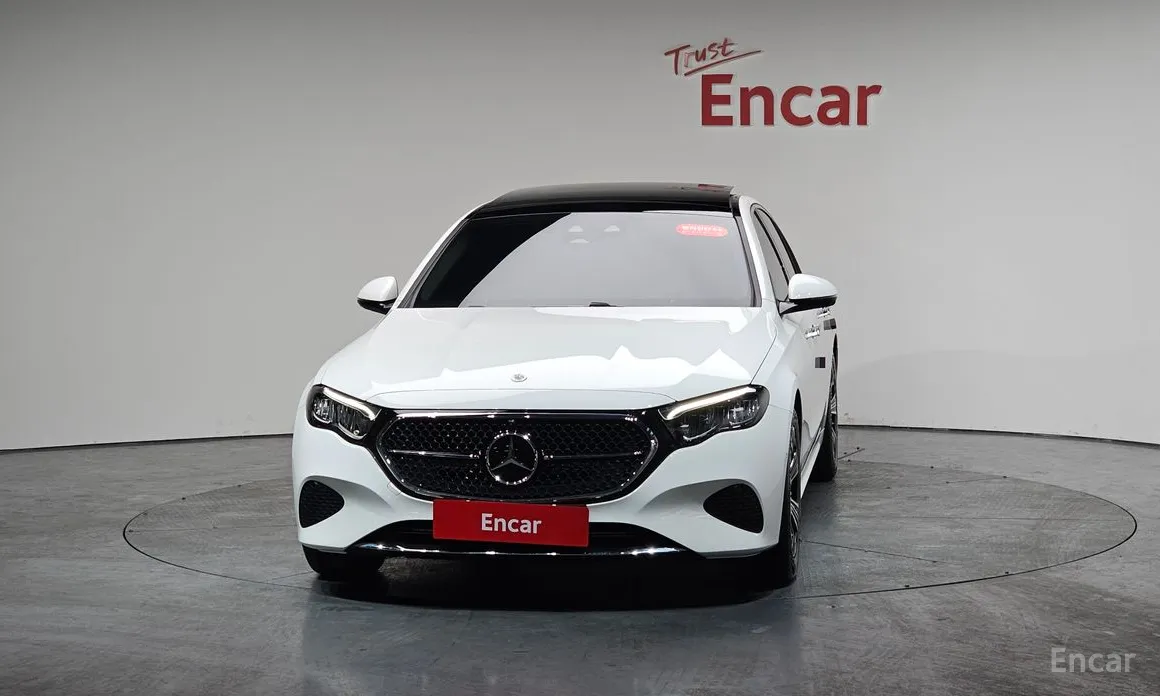 Фото 3 - Mercedes-Benz E-Class