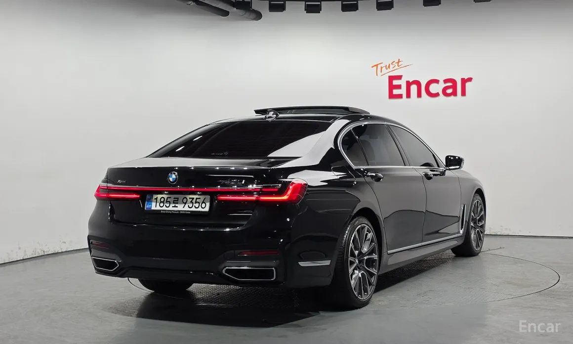BMW 7 Series 2015 740Li xDrive M Sport Package