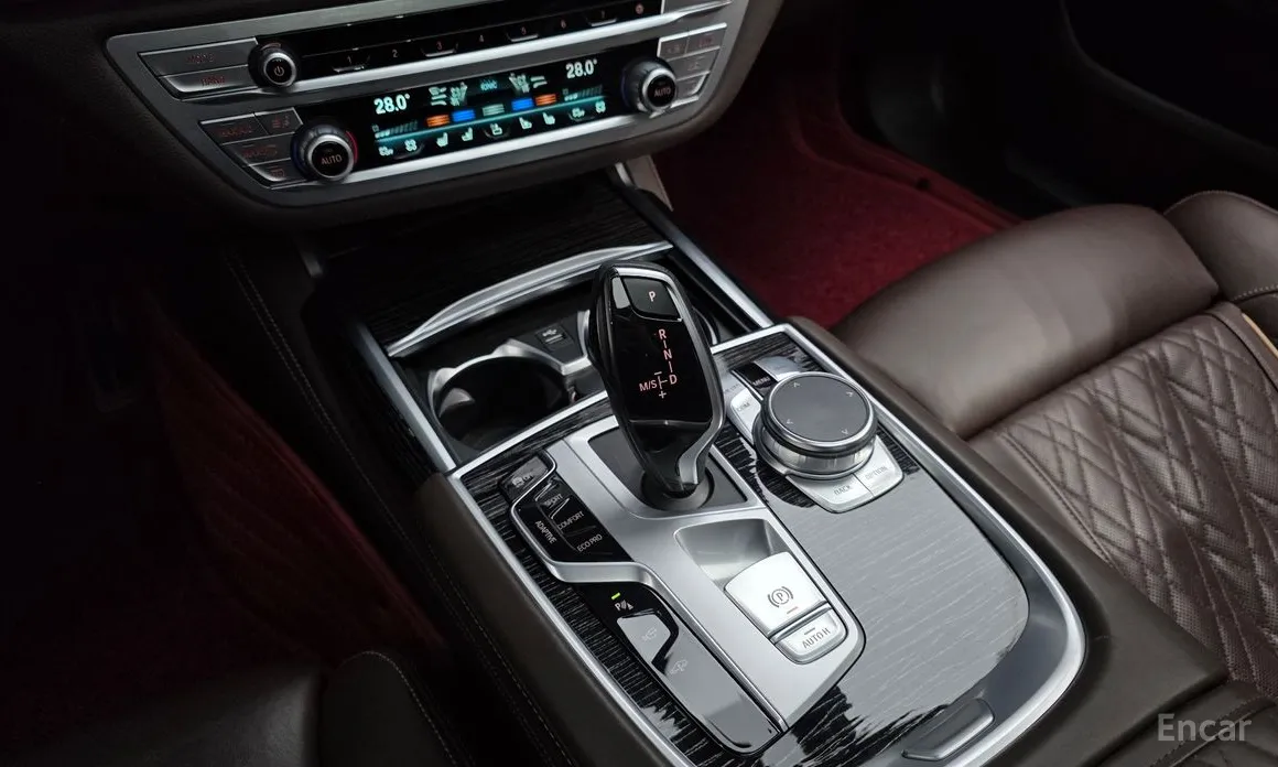 BMW 7 Series 2015 740Li xDrive M Sport Package