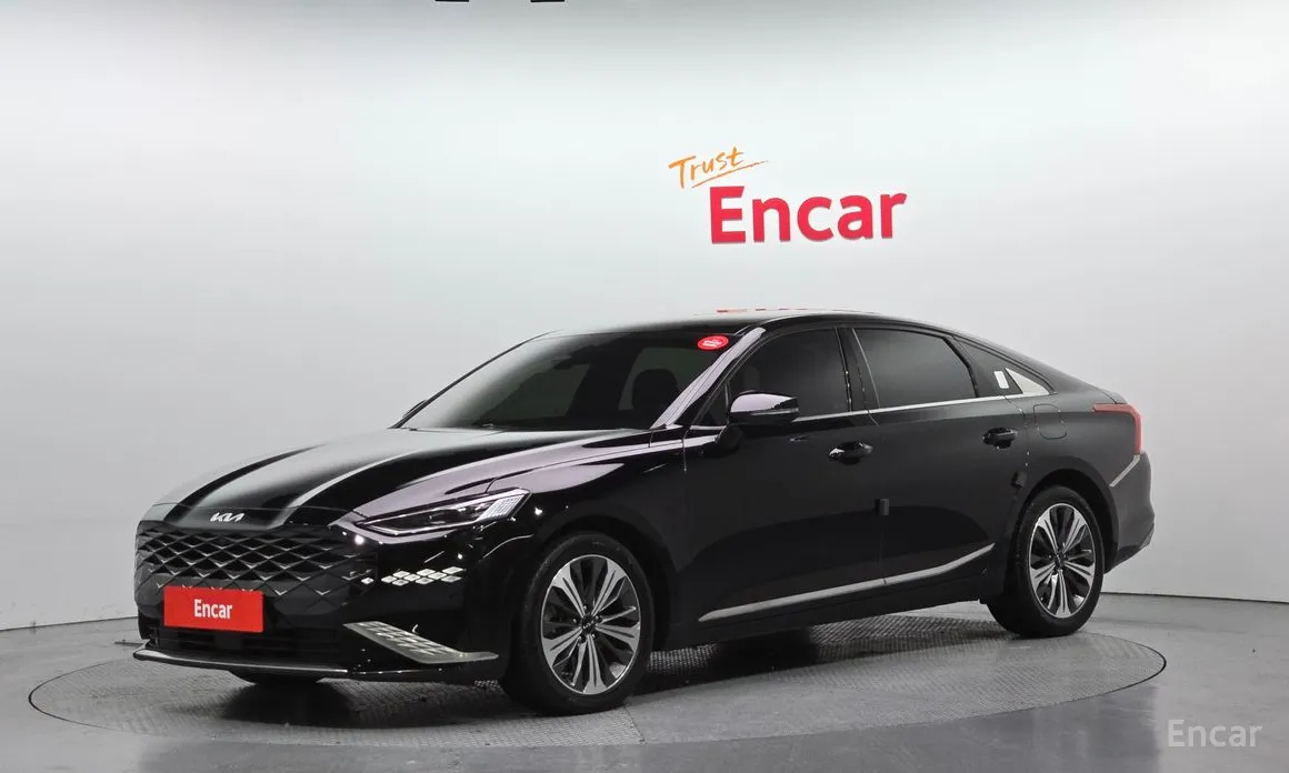 Фото 1 - Kia K8