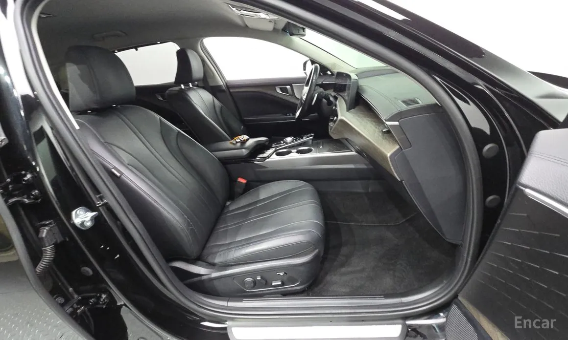 Фото 11 - Kia K8