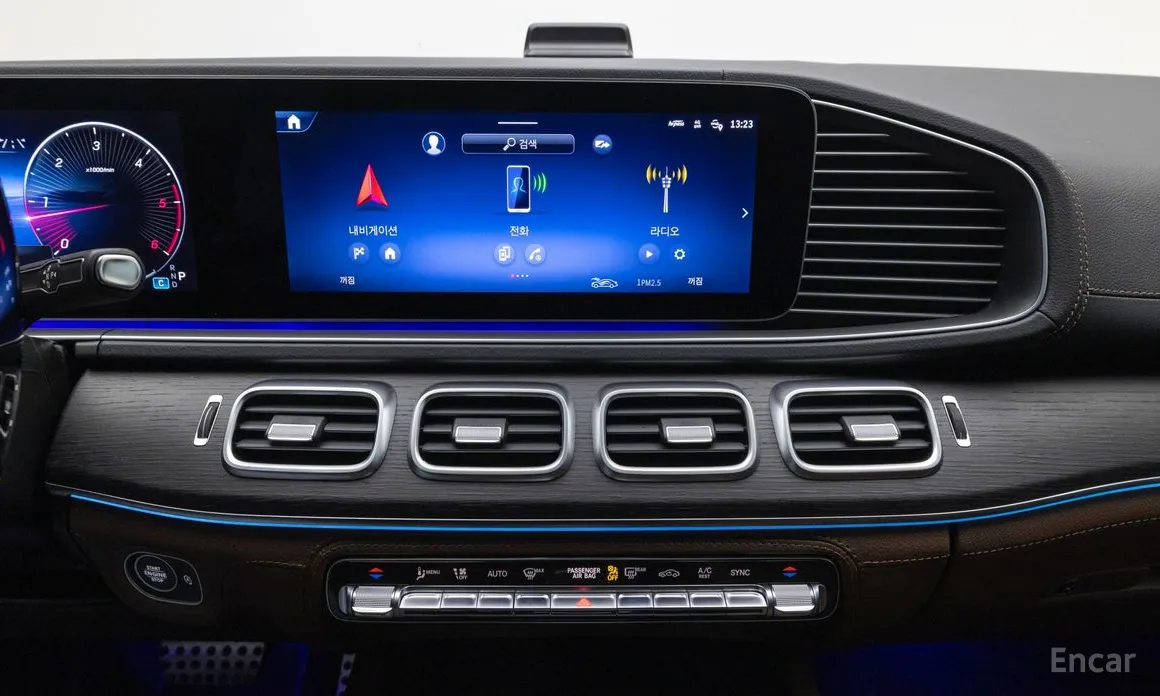 Фото 16 - Mercedes-Benz GLS-Class