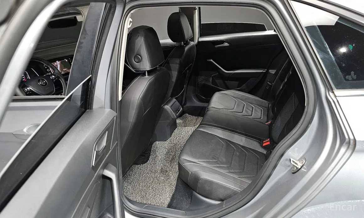 Фото 11 - Volkswagen Jetta