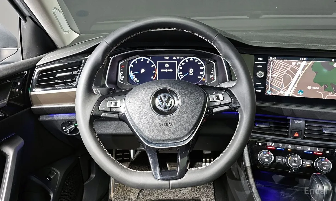 Фото 15 - Volkswagen Jetta