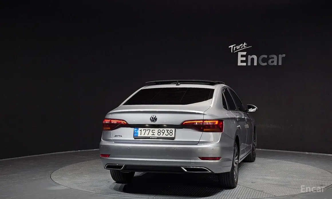 Фото 4 - Volkswagen Jetta